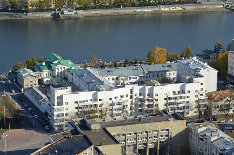 улица 8 Марта 1)